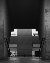 stairwellportal.jpg stairwellportal.jpg