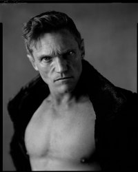 RobvanVuuren_8x10_MASTER_02.jpg