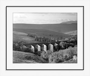 Dent Viaduct Train.jpg
