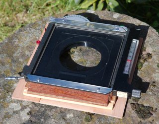 sinar-shutter4sm.jpg